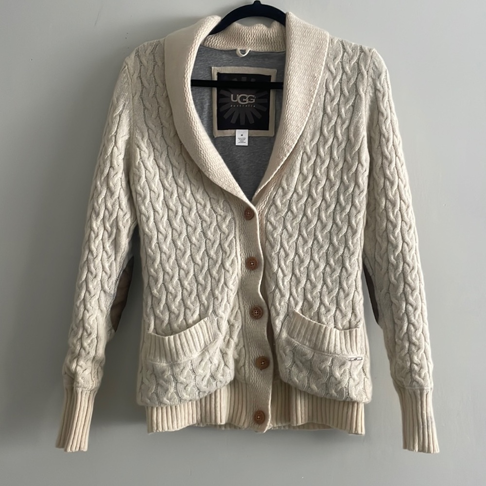 UGG sweater very nice
